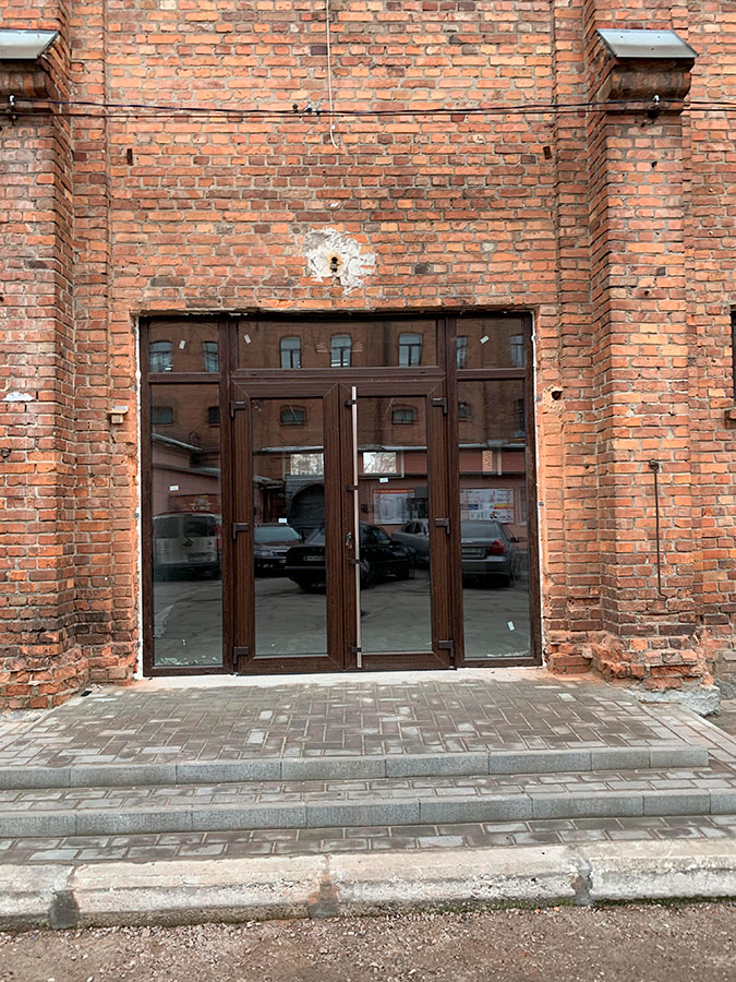 Двері